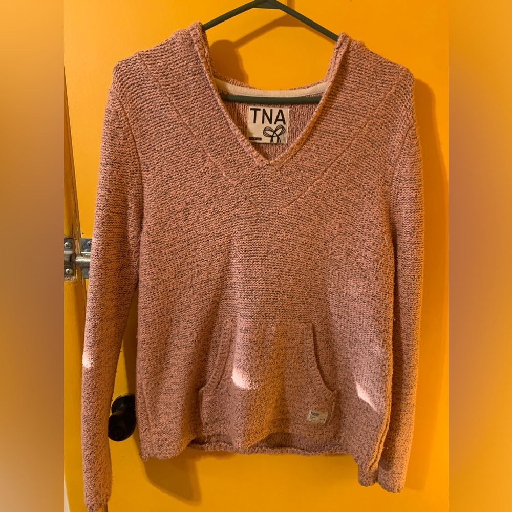 TNA soft warm hoody size Medium. Peach colour. Great quality.
